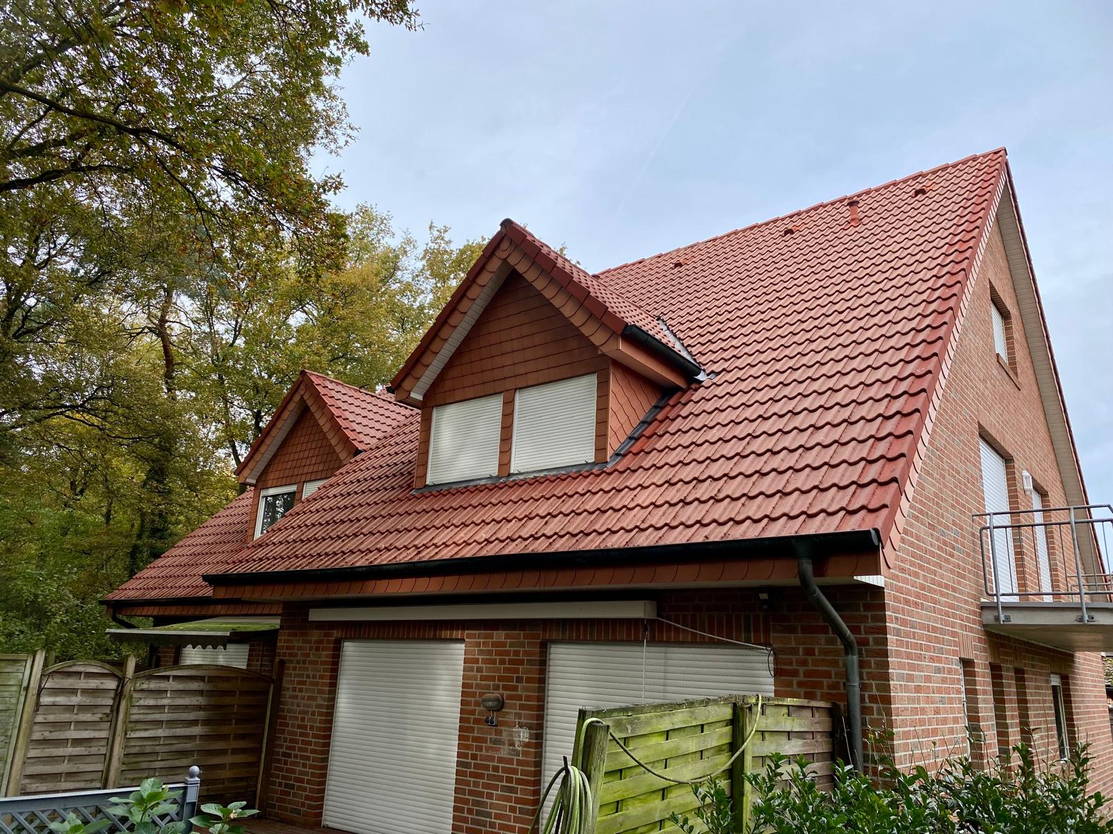 Sauberes Dach nach unserem professionellen Werterhalt-Service.